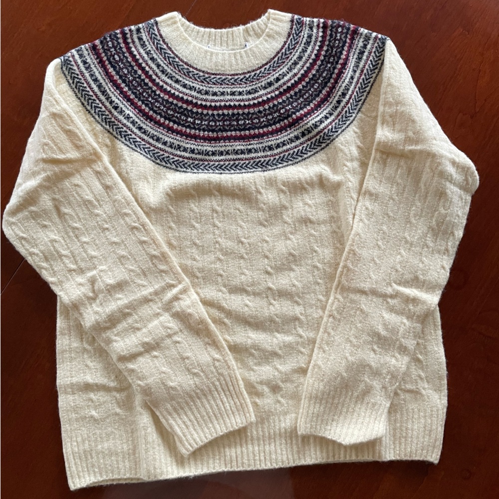 Uniqlo x Ines de la Fressange Cream Jacquard Sweater with Multicolor Pattern